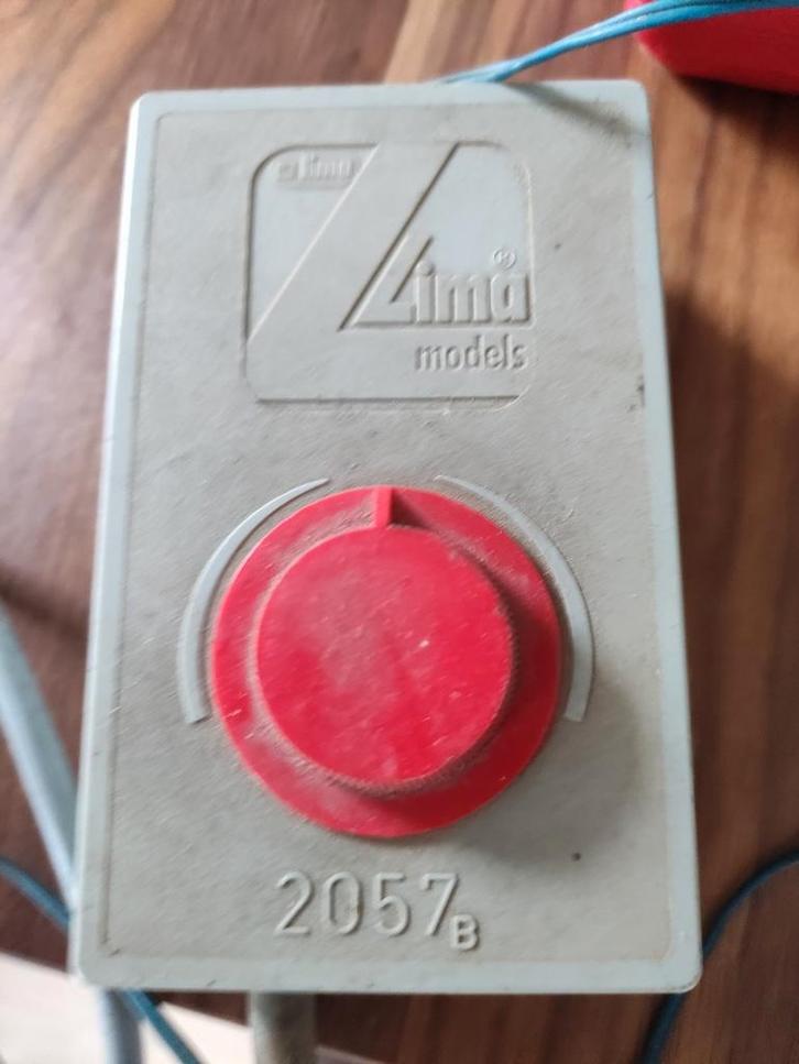 LIMA-transformator in zijn eigen sap..., Hobby en Vrije tijd, Modeltreinen | N-Spoor, Zo goed als nieuw, Lima, Ophalen of Verzenden