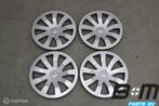 Originele 15 inch wieldoppen Audi A1 GB 82A601147, Auto-onderdelen, Banden en Velgen, Gebruikt, Band(en)