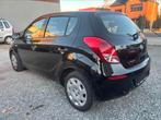 Hyundai i20 1.2 benzine/reeds gekeurd met roze formulier, Auto's, Hyundai, Voorwielaandrijving, Euro 5, Stof, 4 cilinders