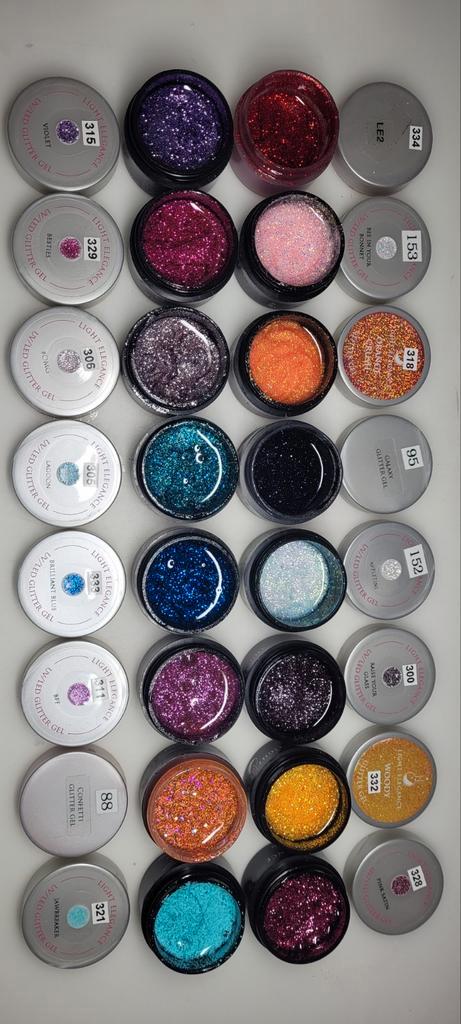 Kleur en glittergels van Light Elegance te koop TPO-vrij, Handtassen en Accessoires, Uiterlijk | Cosmetica en Make-up, Zo goed als nieuw