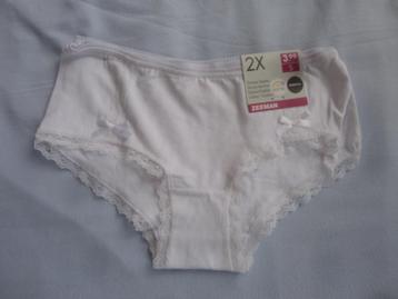 lingerie beschikbaar voor biedingen