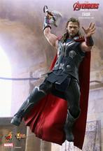 HOT DEALS HOT TOYS - AVENGERS OP = OP !!!!!!!!, Ophalen, Zo goed als nieuw, Film, Beeldje, Replica of Model