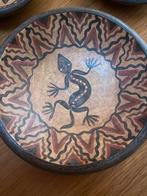 Houten schalen met salamander afbeelding, Ophalen of Verzenden