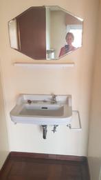 GRATIS. Retro lavabo met spiegel., Ophalen, Gebruikt