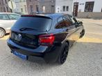 BMW 116i//BOITE AUTO//ANNÉE 2012// CARNET/PACK M/GARANTIE, Auto's, Testrit aan huis, 4 cilinders, Zwart, Leder