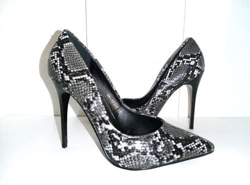 Pumps/hoge hakken - zwarte en grijze pythonpatronen - 37, Kleding | Dames, Schoenen, Nieuw, Pumps, Zwart, Verzenden