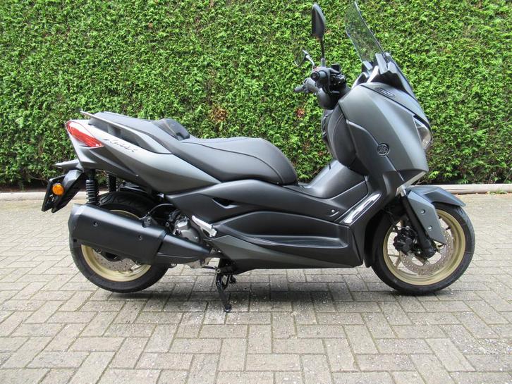 Yamaha X-Max 300 Tech Max Eerste eigenaar 2500km Nieuwstaat, Motoren, Motoren | Yamaha, Bedrijf, Scooter, 12 t/m 35 kW