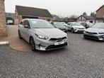 Kia Ceed SW / cee'd SW 1.5 T-GDi 140PK EDITIE 30 FACELIFT, 4 cilinders, Leder en Stof, Bedrijf, Zilver of Grijs