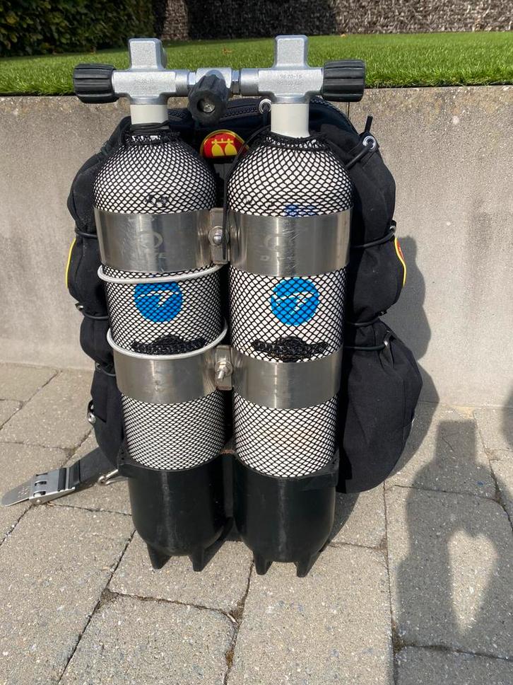 Dubbelset 2x7l/300 bar, Watersport en Boten, Duiken, Zo goed als nieuw, Duikfles, Ophalen