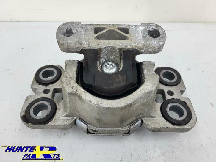 Versnellingsbak steun Volvo V70 III ('07-'17) 8G9N7M121AA00, Auto-onderdelen, Transmissie en Toebehoren, Volvo, Gebruikt, Ophalen of Verzenden