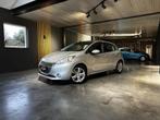 Peugeot 208 82 VTI Style | Sensoren | Navigatie |, Auto's, Stof, 1199 cc, Parkeersensor, 5 deurs