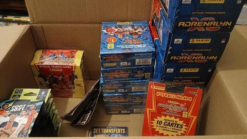panini divers box adrenalyn 2018-19 2020-21 foot, Hobby en Vrije tijd, Stickers en Plaatjes, Nieuw, Meerdere stickers, Ophalen of Verzenden