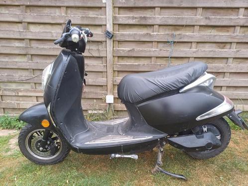 Electronic brommer b klasse, Fietsen en Brommers, Scooters | SYM, Zo goed als nieuw, Ophalen of Verzenden
