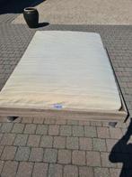 2-persoonsbed 140cm, ideaal voor kotstudent, Huis en Inrichting, Slaapkamer | Bedden, Ophalen, Tweepersoons, 140 cm, Zo goed als nieuw