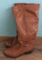 Bottes fourrées couleur camel pointure 40, Comme neuf