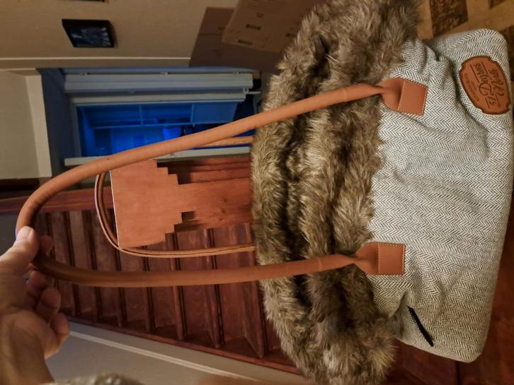 Draagtas kleine hond 51 Degrees North, Dieren en Toebehoren, Honden-accessoires, Zo goed als nieuw, Ophalen