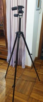 Trépied MANFROTTO 190B, Audio, Tv en Foto, Ophalen of Verzenden, Zo goed als nieuw, Driepoot