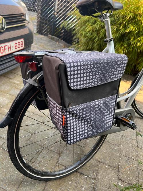 Fietstassen New Looxs (compacter model), Fietsen en Brommers, Fietsaccessoires | Fietstassen, Gebruikt, Ophalen