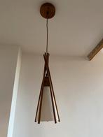 Suspension vintage scandinave opaline et teck, Utilisé