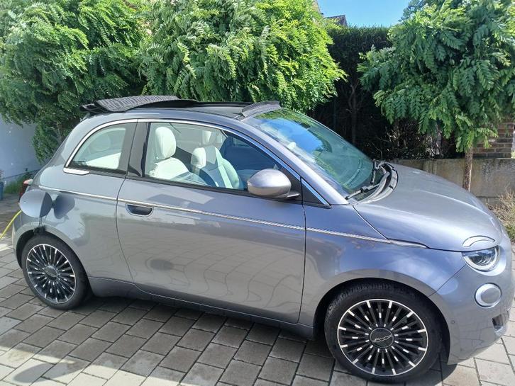Fiat 500e Cabrio " La Prima by Bocelli" 42kwh, Auto's, Fiat, Particulier, 500E, 360° camera, ABS, Achteruitrijcamera, Adaptieve lichten