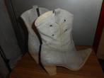 laarzen, Kleding | Dames, Schoenen, Ophalen of Verzenden, Zo goed als nieuw, Lage of Enkellaarzen