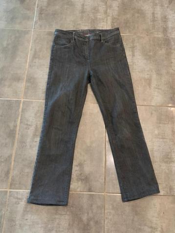zwarte jeans "Burton" beschikbaar voor biedingen