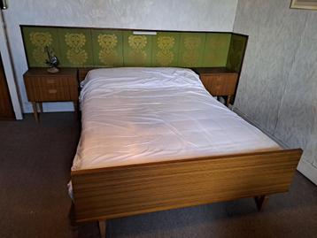 Vintage bed, Huis en Inrichting, Slaapkamer | Bedden, Ophalen