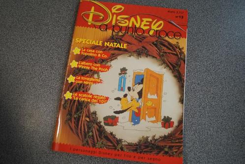 Borduurpatronen Disney kruissteek boekje, Hobby & Loisirs créatifs, Broderie & Machines à broder, Comme neuf, Patron, Enlèvement ou Envoi