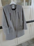 Damesjas lichtgrijs m 42, Kleding | Dames, Jassen | Winter, Ophalen, Maat 42/44 (L), Zo goed als nieuw, Pimkie
