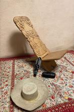 Chaise africaine en bois sculpté, Enlèvement
