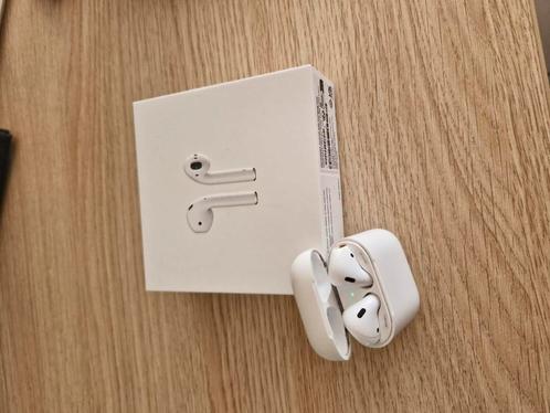 Airpods 2, Telecommunicatie, Mobiele telefoons | Oordopjes, Zo goed als nieuw, Bluetooth, Ophalen of Verzenden