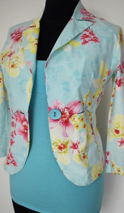 Diesel : lichtblauw zomers topje + vest / ensemble als nieuw, Kleding | Dames, Truien en Vesten, Gedragen, Maat 38/40 (M), Blauw