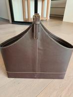 Tijdschriftenhouder/krantenbak in bruin imitatieleer, Huis en Inrichting, Woonaccessoires | Krantenbakken en Lectuurbakken, Ophalen