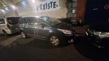 Peugeot 5008 2013 voor onderdelen  beschikbaar voor biedingen