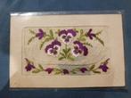 Geborduurde kaart met violetjes van 1929, Hobby en Vrije tijd, Ophalen of Verzenden, Zo goed als nieuw