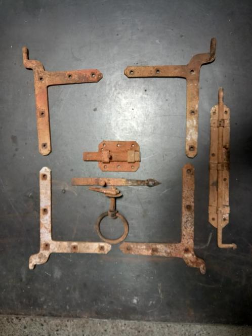 ⚠️️Penture équerre pour porte rustique, Doe-het-zelf en Bouw, Hang- en Sluitwerk, Gebruikt, Klink of Kruk, IJzer, Ophalen