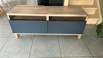 Tv meubel ikea beschikbaar voor biedingen