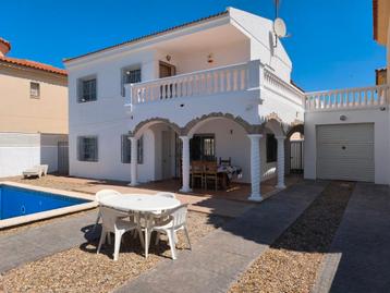 Vakantiehuis 9 personen met privé zwembad Costa Dorado  beschikbaar voor biedingen