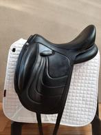 Selle dressage devoucoux harmonie, Enlèvement ou Envoi, Comme neuf, Dressage