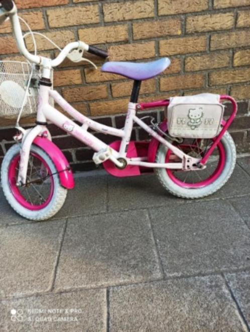 eerste fietsje Hello Kitty, Fietsen en Brommers, Fietsen | Driewielers, Gebruikt, Ophalen