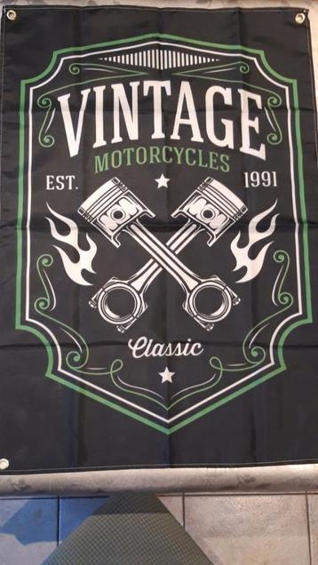 VINTAGE MANCAVE MOTORBANNERS beschikbaar voor biedingen