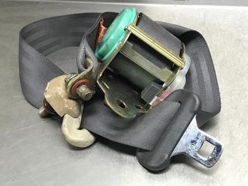CEINTURE DE SECURITE ARRIERE GAUCHE Sirion / Storia (M1), Utilisé, Daihatsu