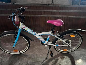 Meisjesfiets  beschikbaar voor biedingen