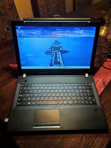 Lenovo laptop i5 windows 11 en office 2024 beschikbaar voor biedingen