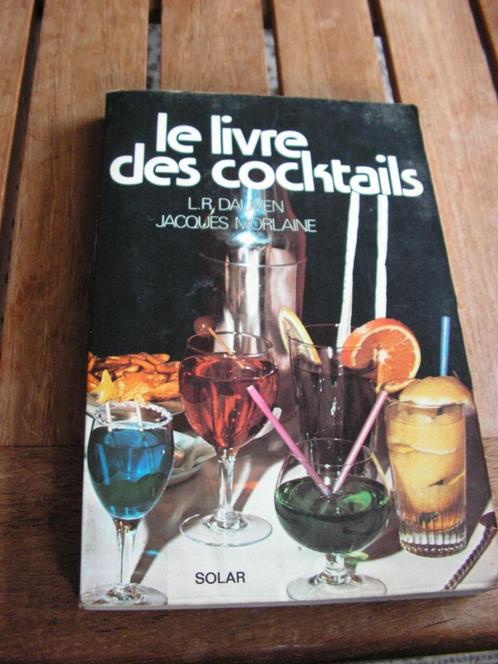 Boek : Le livre des cocktails, Boeken, Kookboeken, Gelezen, Ophalen of Verzenden