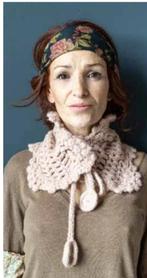Les Ours cache col CUNEGONDE Rose laine, Handtassen en Accessoires, Kettingen, Ophalen of Verzenden, Nieuw, Roze, Overige materialen
