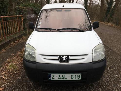 Peugeot partner 2.0hdi AIRCO, Auto's, Bestelwagens en Lichte vracht, Bedrijf, Te koop, Airconditioning, Peugeot, Diesel, Testrit aan huis