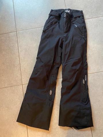 zwarte skibroek maat 10 jaar nieuwstaat beschikbaar voor biedingen