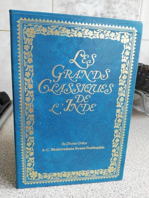Blauwe leren doos „De grote klassiekers van India” 3 li, Antiek en Kunst, Antiek | Boeken en Manuscripten, Ophalen of Verzenden