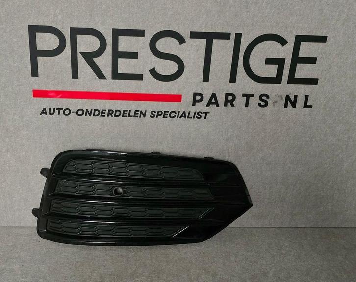Rooster Audi Q3 8U S-line Facelift Rechts 8U0807682K Inleg, Auto-onderdelen, Carrosserie, Bumper, Voor, Gebruikt, Herkomst onderdeel bekend
